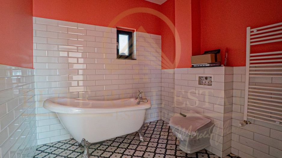 Năvodari - Casă exclusivistă cu ponton privat – Primul rând la lac - Poză 23