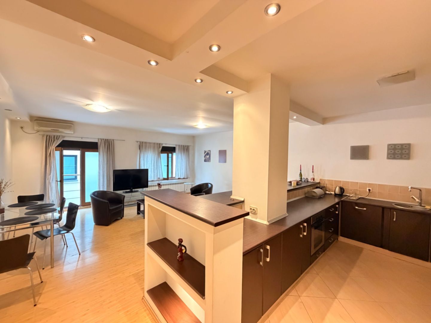 APARTAMENT 2 CAMERE | 76MP UTILI | BLOC 2009 - Poză 4
