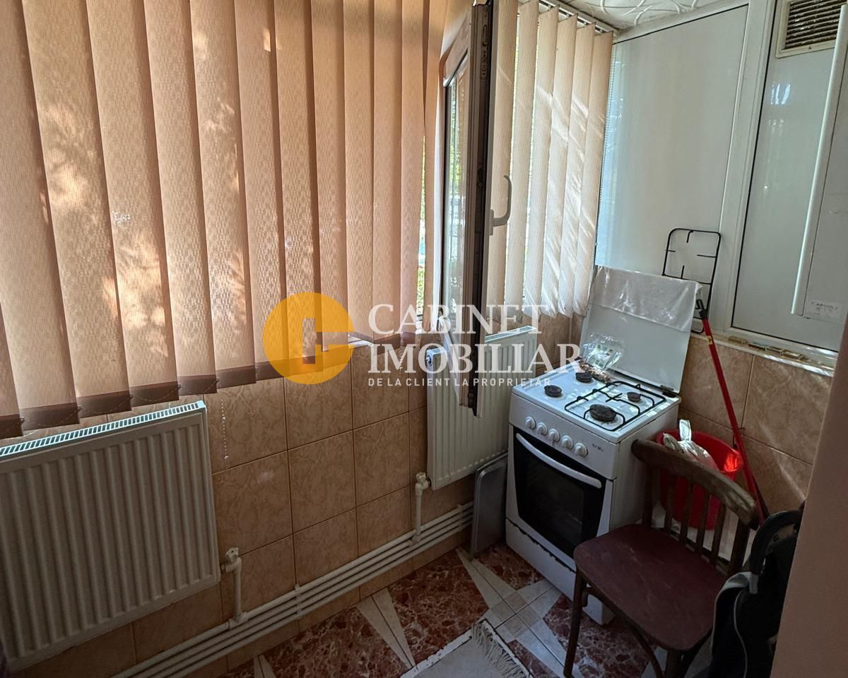 2 Camere DECOMANDAT - BLOC 1982 - CANTA - Poză 5