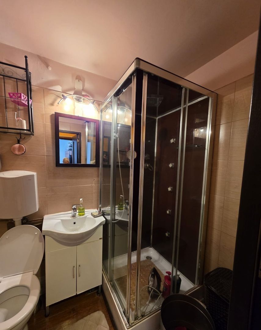 Vanzare Apartament 3 camere, 65 mp, decomandat, bloc reabilitat – Drumul Taberei - Poză 12