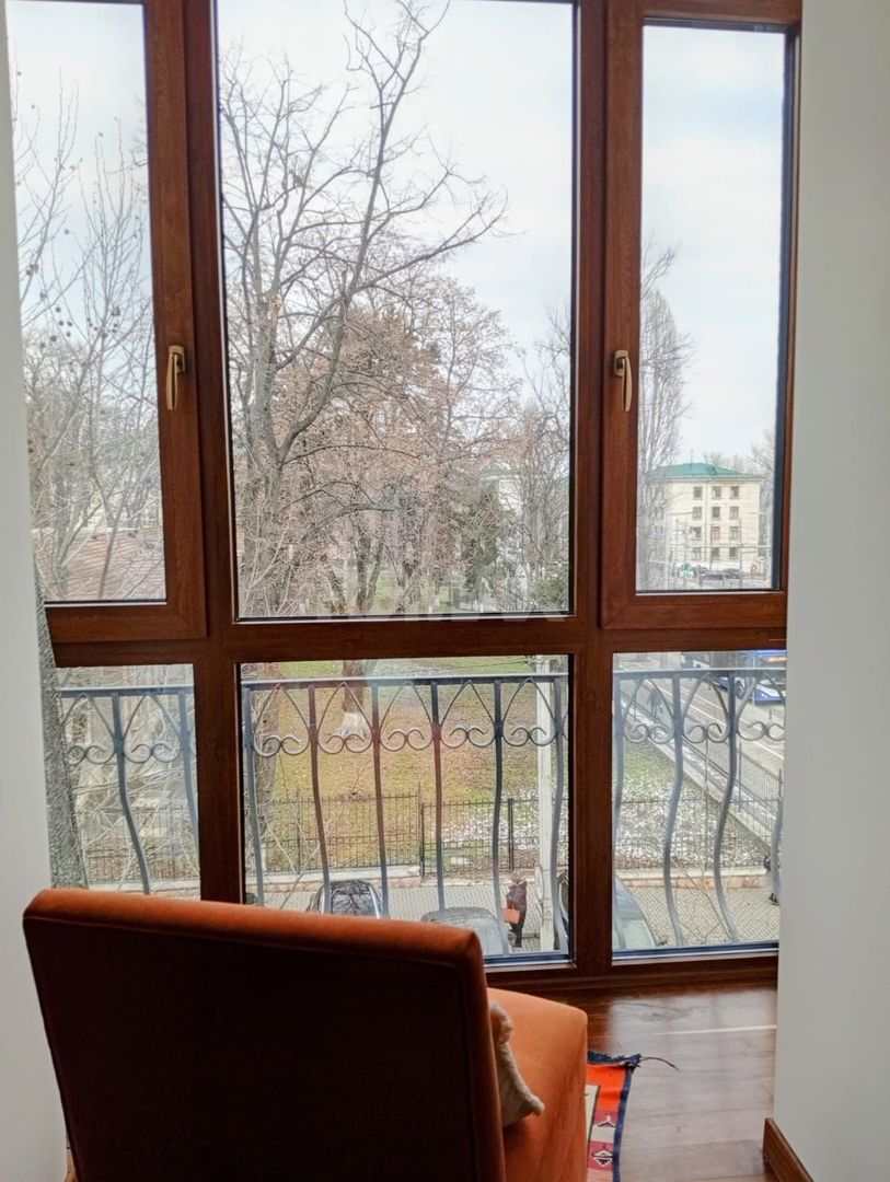 Spre chirie | Apartament 91 m² | 2 dormitoare + living + birou | Centru | Bd. Ștefan cel Mare - Poză 5