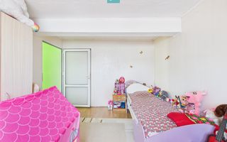 Casă cu 4 camere pe Bd. Laminorului – modernă și întreținută - Poză 4