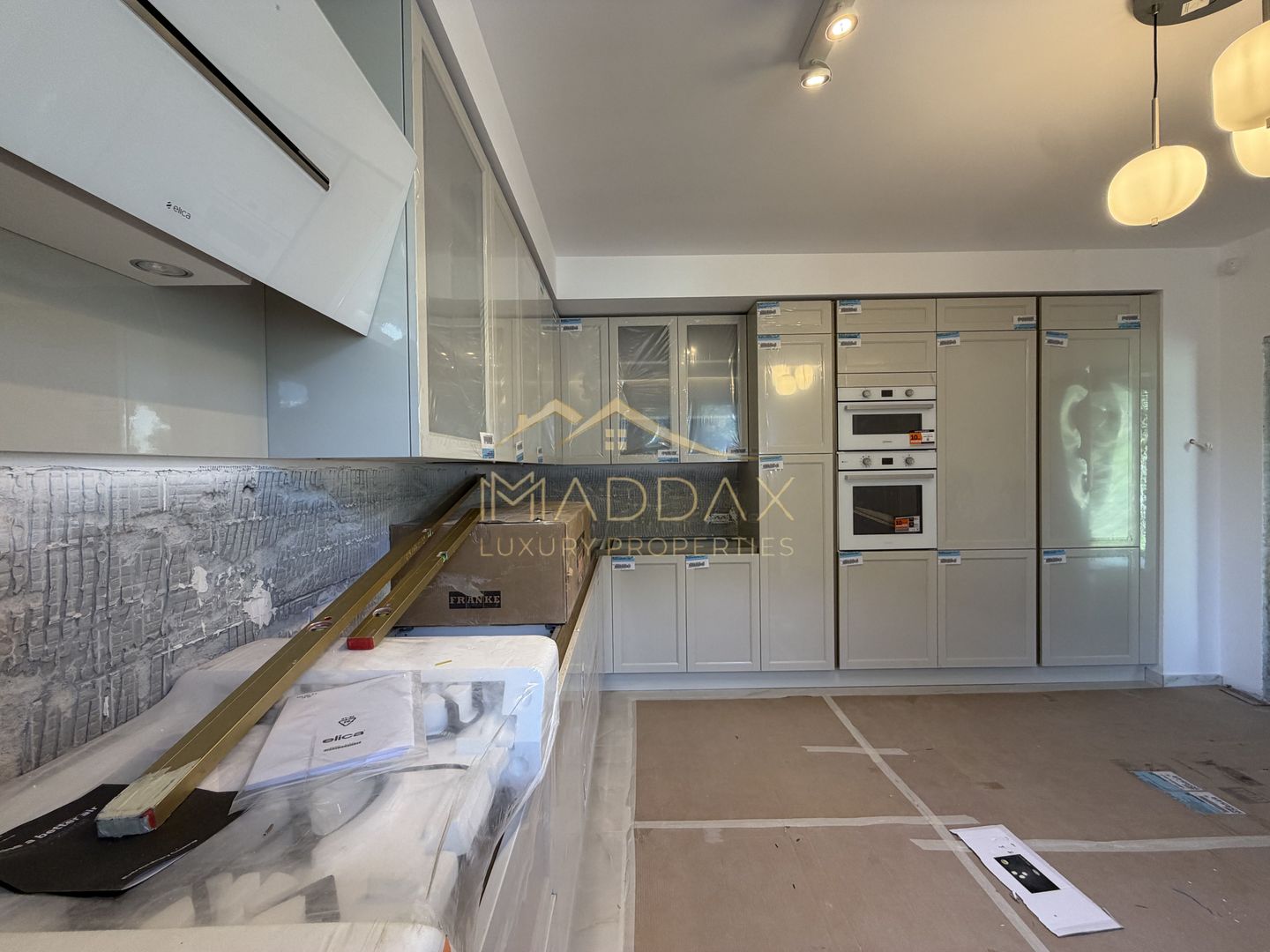Vila Premium *800mp* // teren *963mp* / garaj cu 6 locuri* // Iancu Nicolae - Poză 8