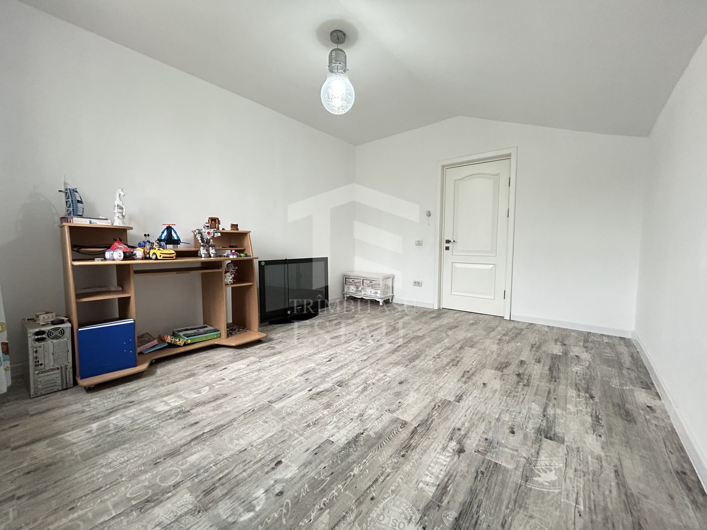 Casa P+1 din BCA ideala pentru o familie antreprenoare – Pecineaga - Poză 5