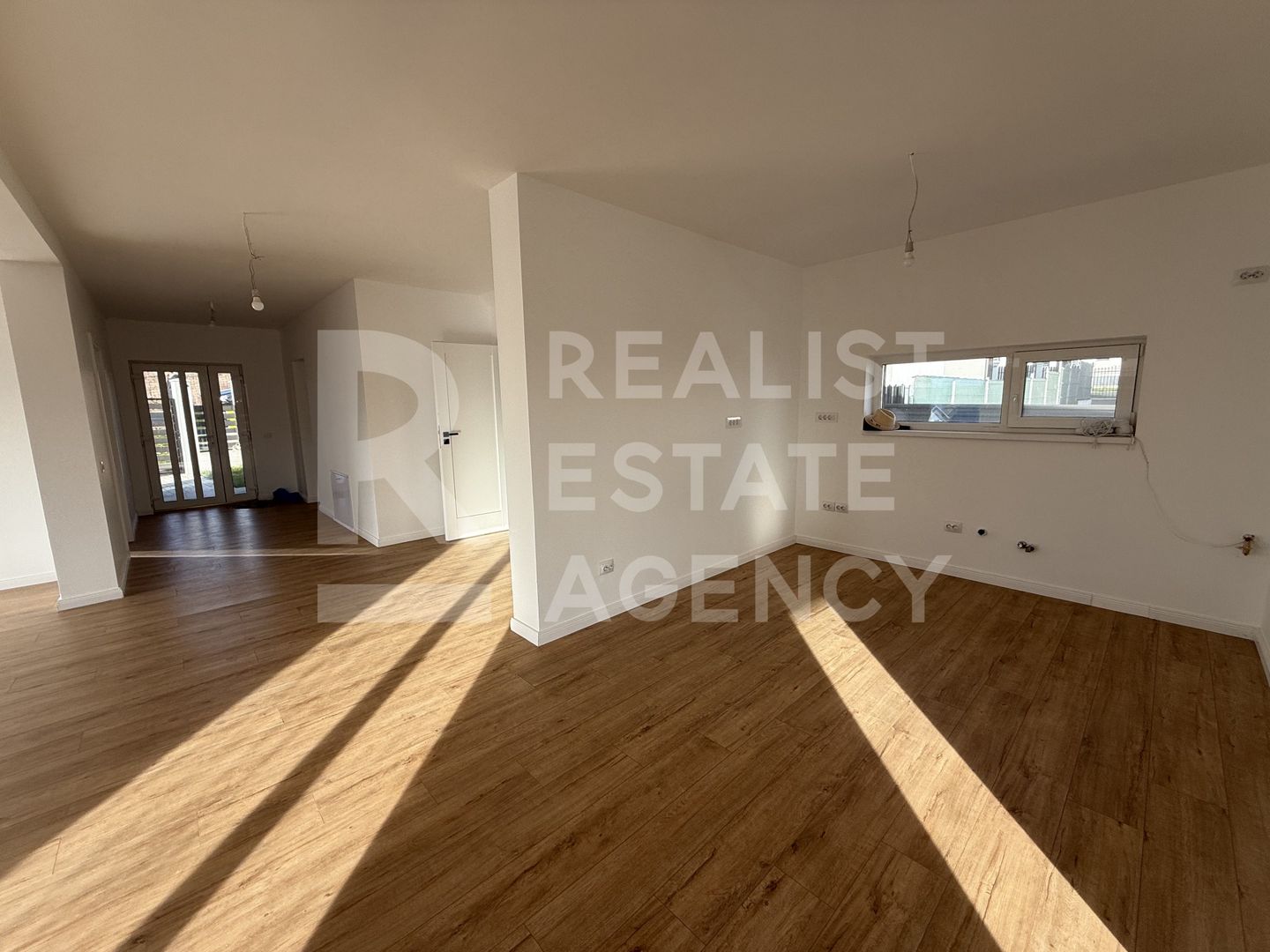 Vânzare, casă modernă, 5 camere, Valea Adâncă, Iași - Poză 8