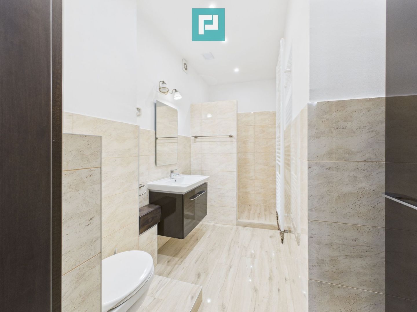 Apartament 3 camere ultracentral modern pe Cloșca - Poză 34