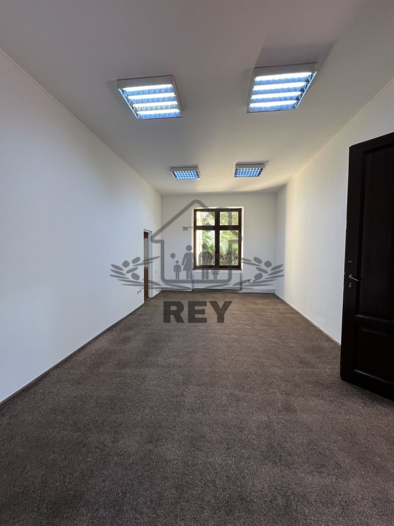 Spațiu de birou Parter 4 camere/120 mpu, curte proprie/parcare - Poză 6