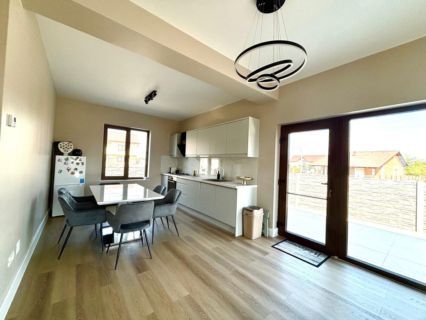 Casa individuala, pozitie ultracentrala, Comision 0%, Sacalaz - Poză 1