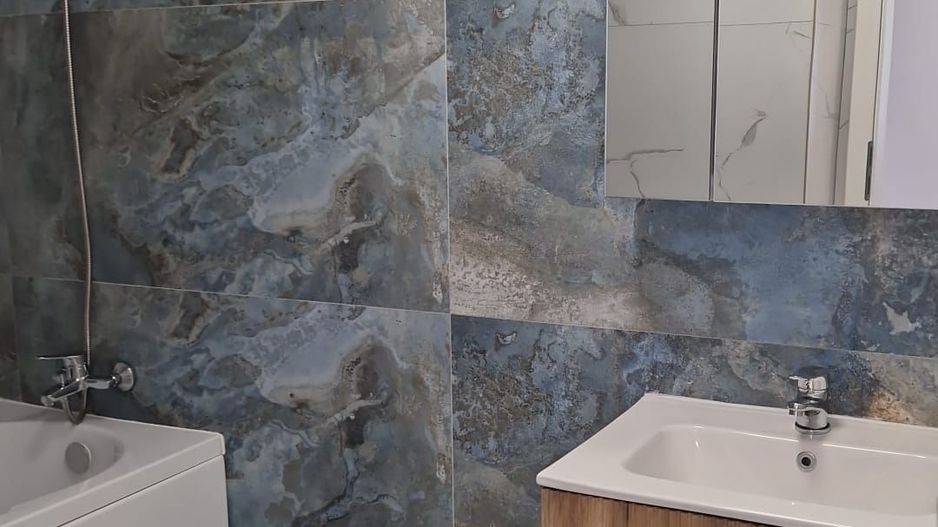 Apartament 2 camere Dec NOU 50 mp Bucium Visan 400 euro - Poză 9