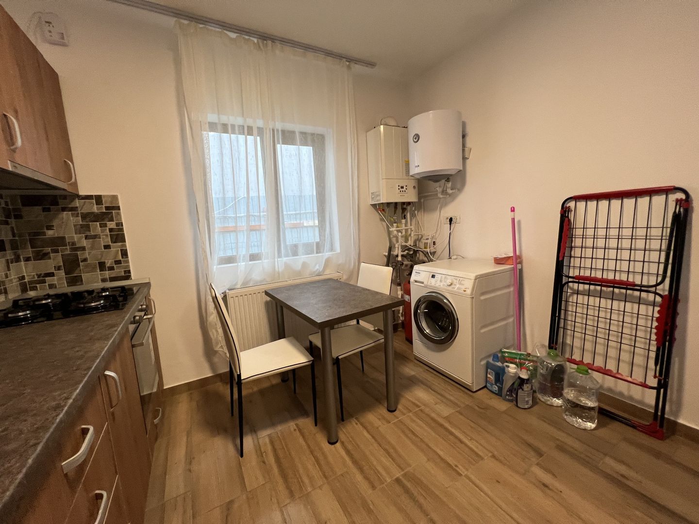 Inchiriere casa parter 3 camere la 15 min de centrul capitalei! - Poză 8