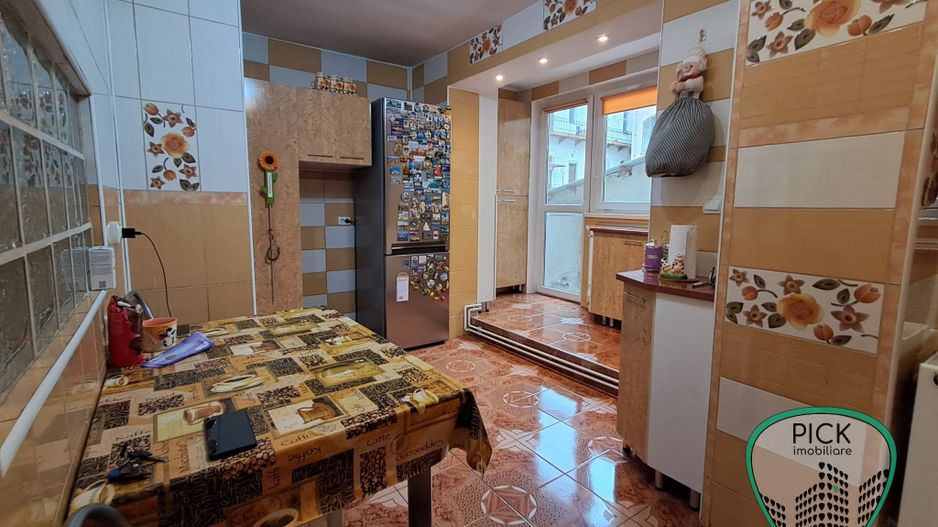 P 1255 - Apartament cu 4 camere în Târgu Mureș,  Ultracentral - Poză 1