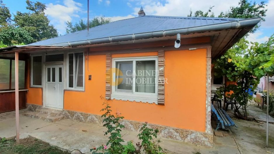 🏡 CASĂ BĂTRÂNEASCĂ LOCUIBILĂ DE VÂNZARE – TRIFEȘTI, IAȘI 🏡 - Poză 1