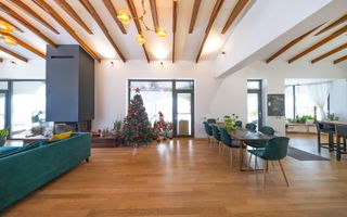 Resedinta spectaculoasa  – Vila exclusivista deschidere directa la lac - Poză 7