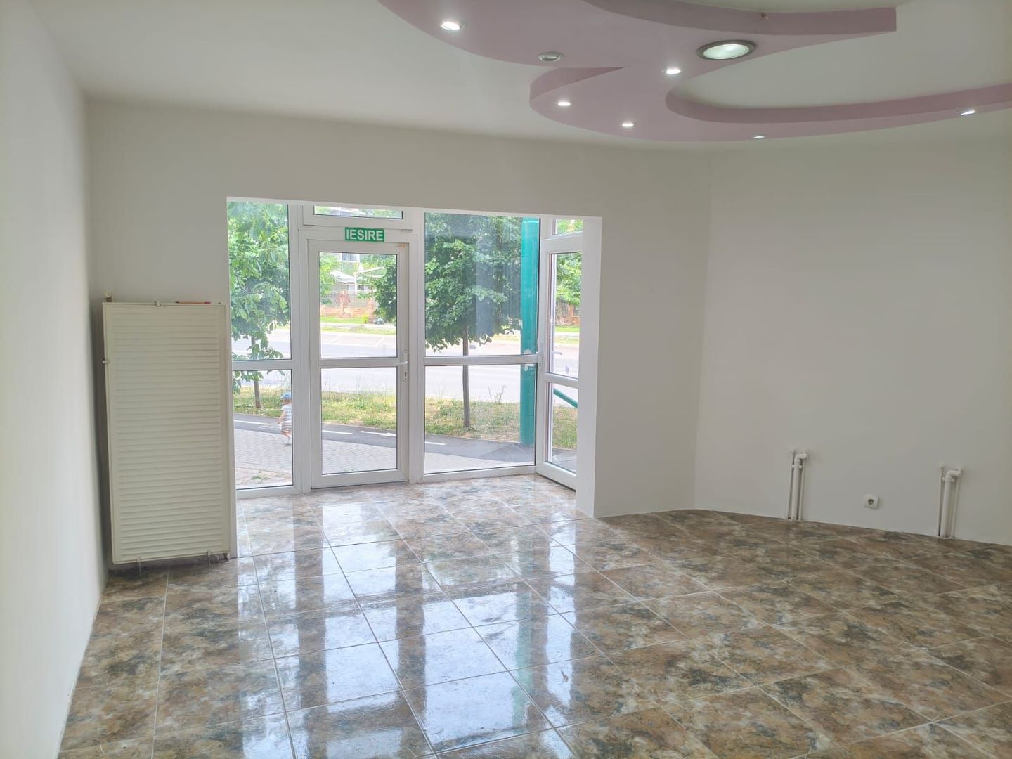 Spațiu comercial de vânzare | Bulevardul Sudului | Vad comercial foarte bun - Poză 5