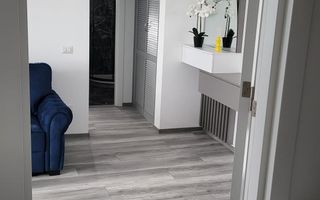 De inchiriat apartament cu 2 camere la Papadie, etaj 3, renovat, 550 E - Poză 11