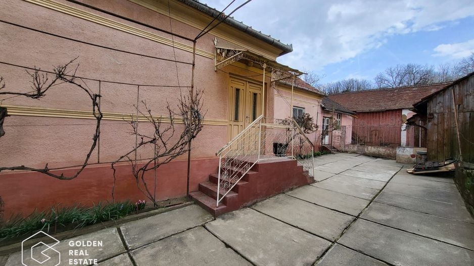 Casa in localitatea Lipova - Poză 2