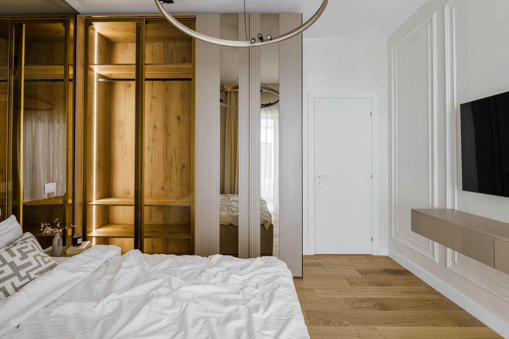 AP. 2 CAMERE BLAIR LAKE, MOBILAT LUX, LOC PARCARE ACOPERIT INCLUS - Poză 2