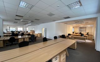 Cladire de  birouri - zona COMPLEX - Poză 20