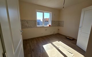 Casa individuala pe parter in Mosnita Noua ! - Poză 4