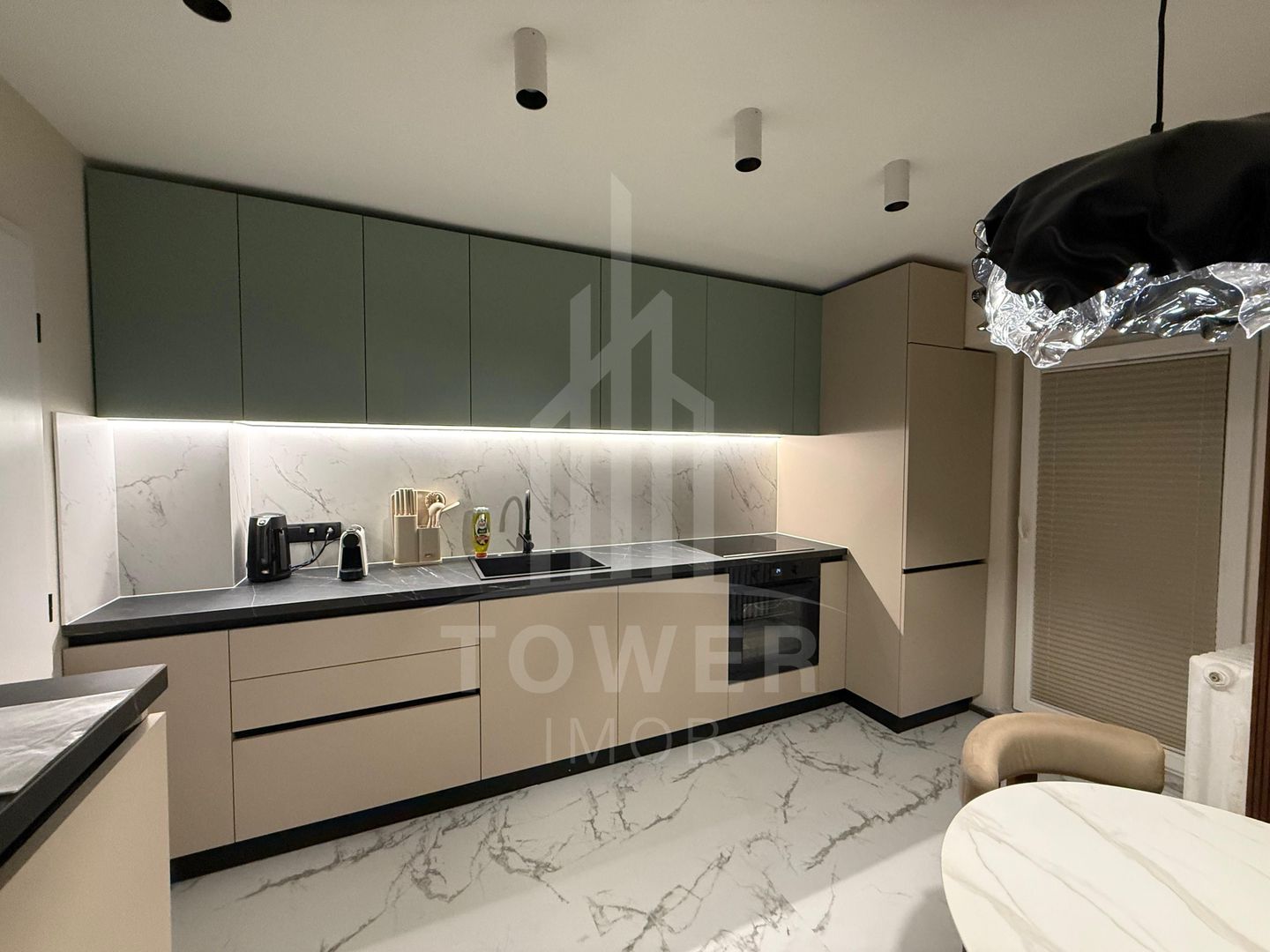 Apartament 2 camere lux | zona Central - Poză 2