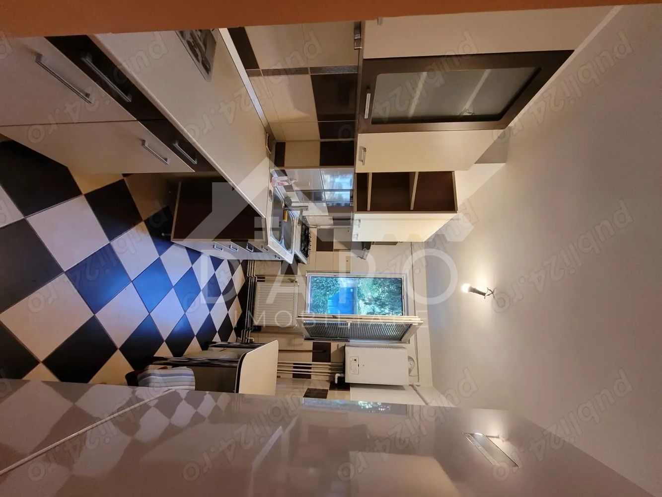 🏡 Apartament 3 camere de închiriat – Tudor, Str. Busuiocului - Poză 1