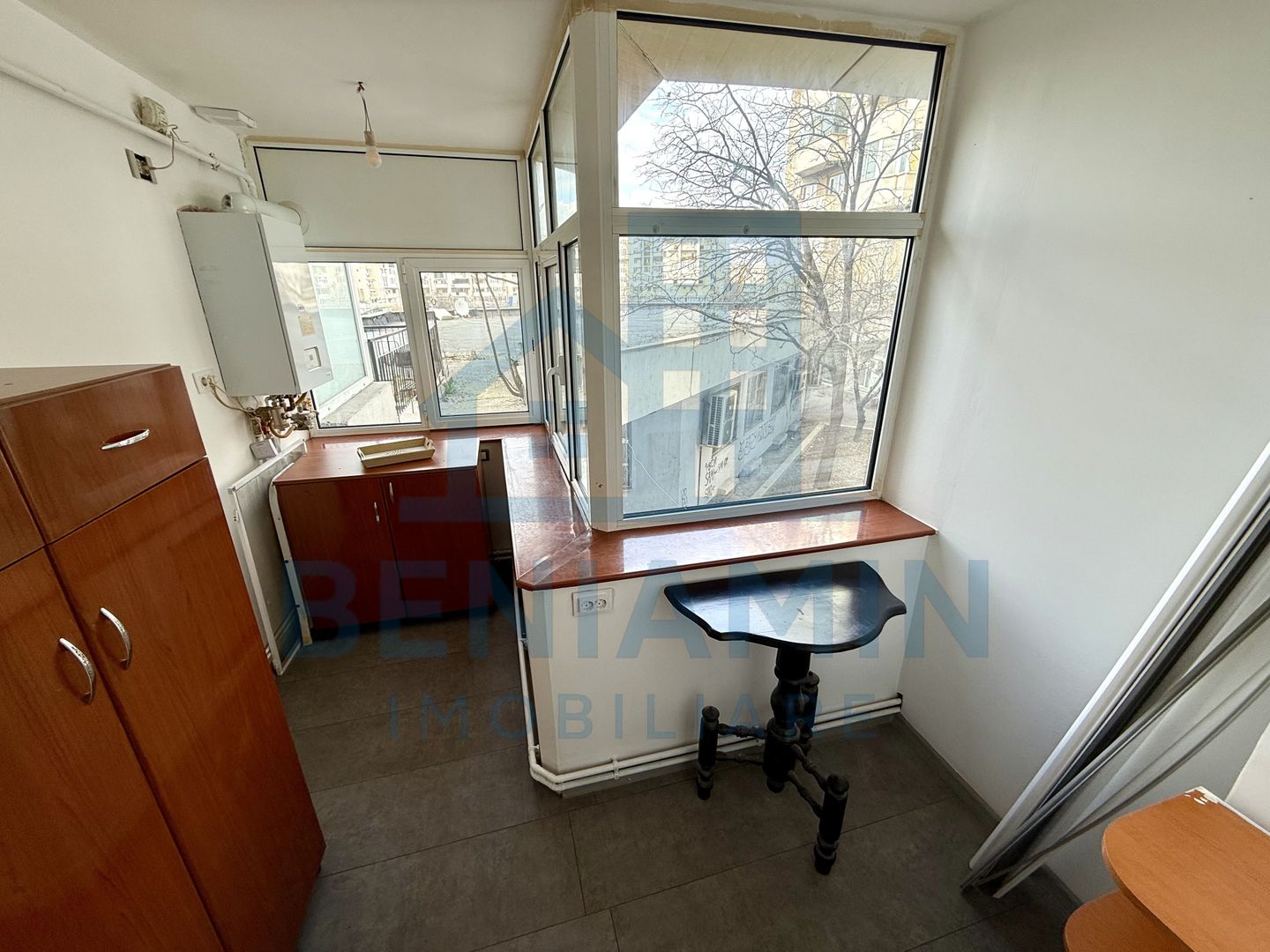 3 decomandate - 2 bai - etaj 1 - centrala proprie - McDonald's - Poză 9