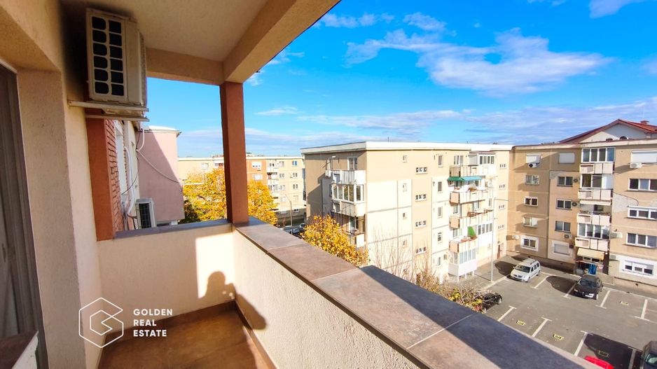 Apartament spatios cu 2 balcoane, modernizat, zona Alfa - Poză 8