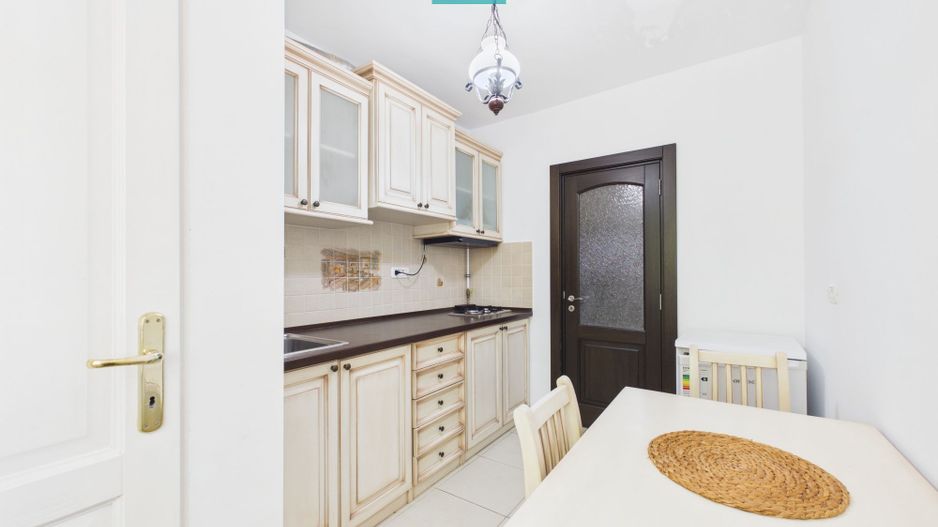 Apartament cu 3 camere decomandat, Str. Horia - Poză 17