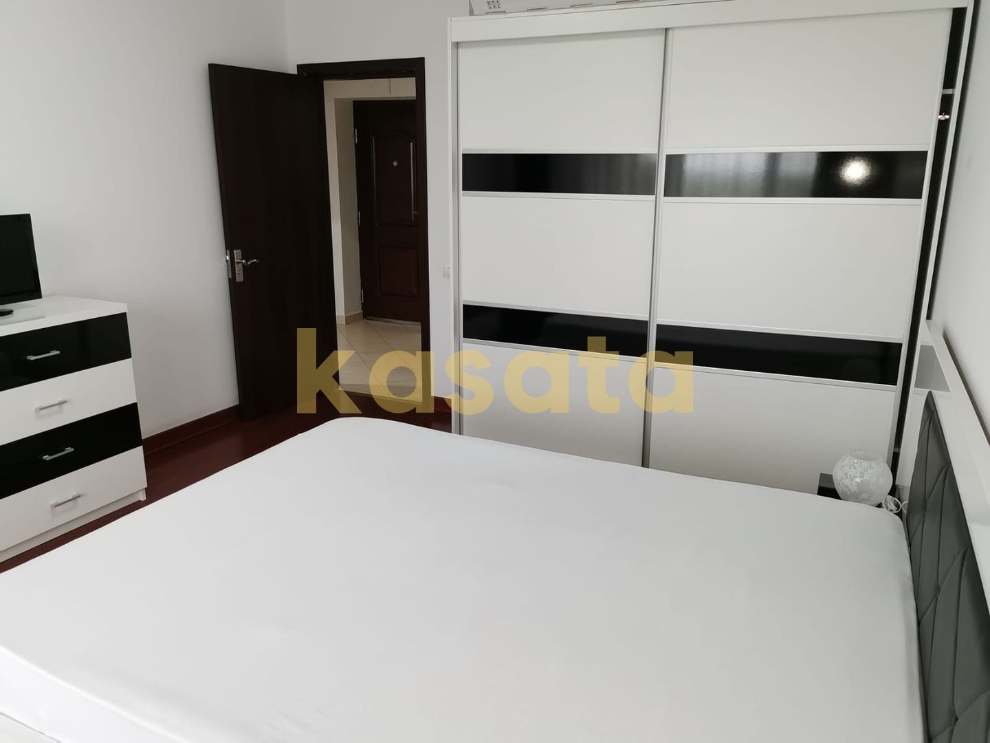 3 camere în Pipera, perfect pentru un stil de viață modern și confort - Poză 8