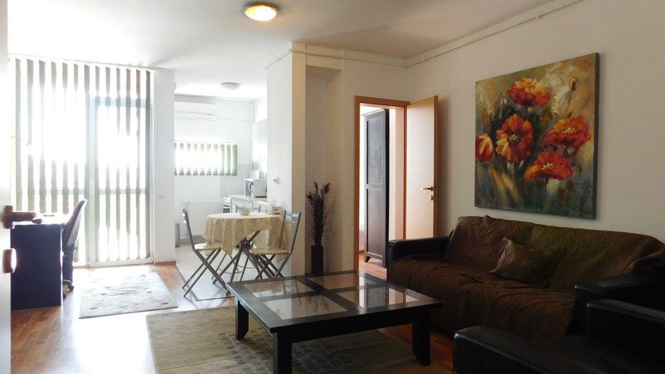 Fără comision - Apartament 2 camere lângă Teatrul Național - Poză 2