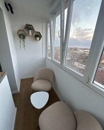 Apartament 2 camere decomandat - metrou Aparatorii Patriei - Poză 1