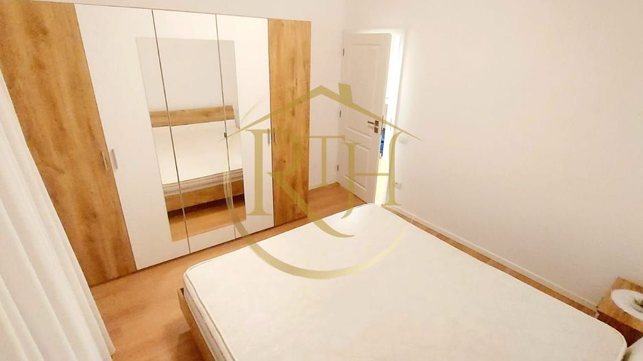 Inchiriez Apartament modern  2 Camere Giroc zona hotel IQ - Poză 5
