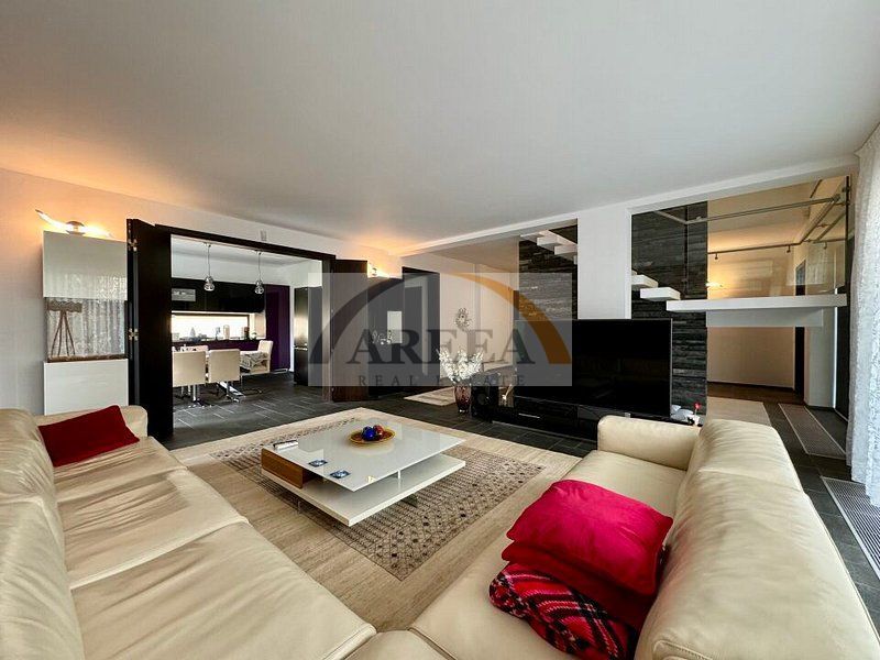 Vila lux de vanzare in cel mai dorit complex din Erou Iancu Nicolae-locatie rara - Poză 3