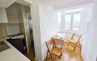 Garsoniera decomandata, 28 mp utili, zona Parc Cetate - Poză 4