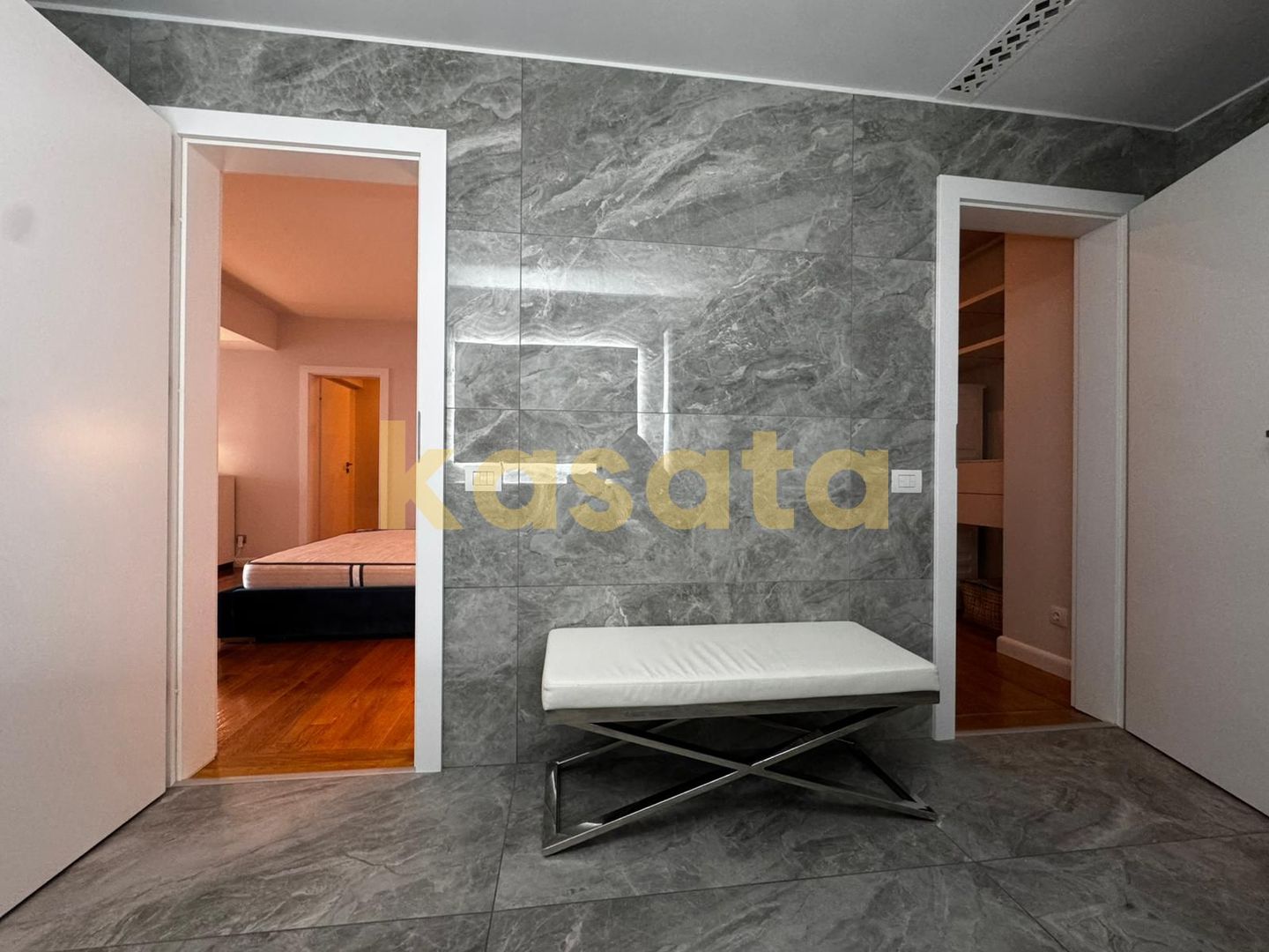 Apartament 4 camere | Premium | Upground | Panoramic Lake & City Views - Poză 42