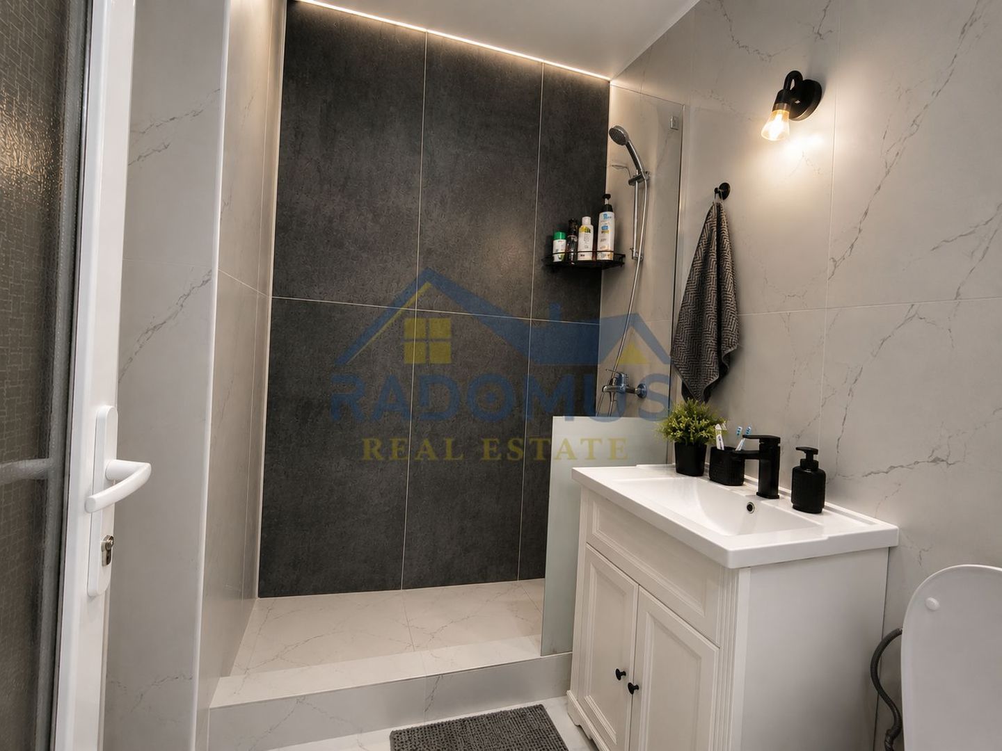 Apartament 2 camere – Strada Cameliei | Renovat complet 2025 | An 1965 - Poză 10