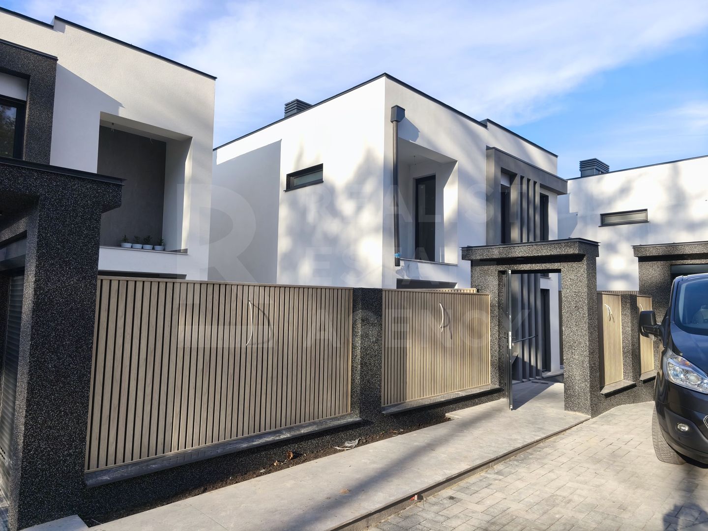 Vânzare casă, 4 camere,  str. Dragomirna, sectorul Buiucani. - Poză 2