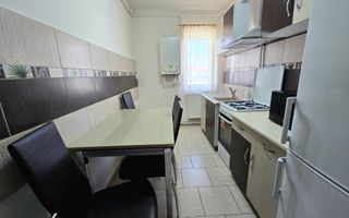 Apartament 2 Camere, Renovat Zona Cetate, Bloc cu Lift - Poză 4