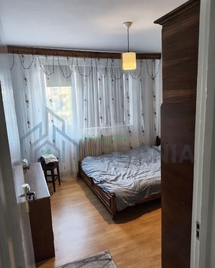 Închiriez apartament 3 camere Zona Podu Ros |Cantemir ,Etaj 3 Vedere Palas - Poză 7