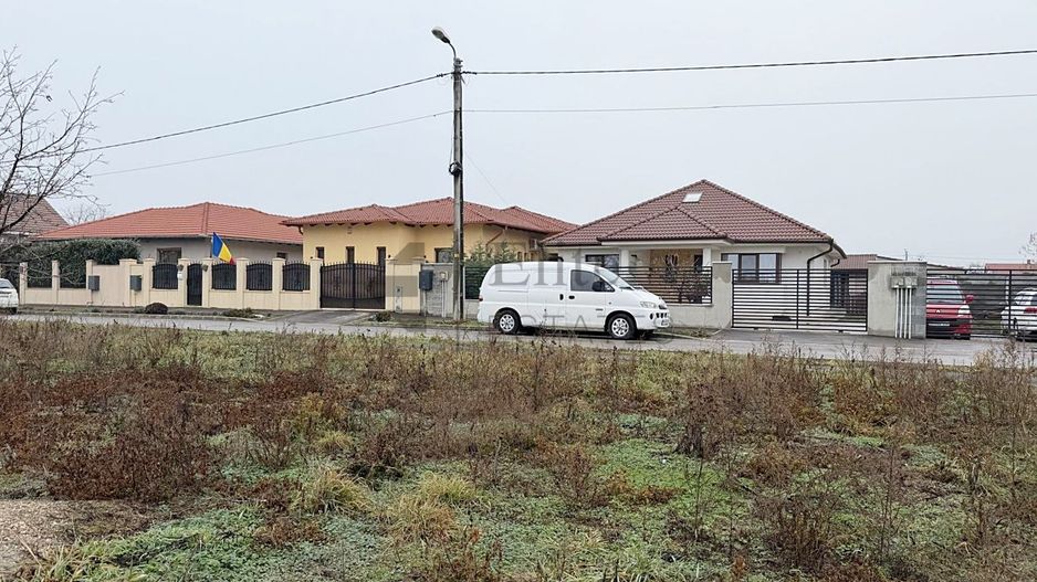 Teren de vanzare Cartierul Episcopia din Oradea - Poză 1