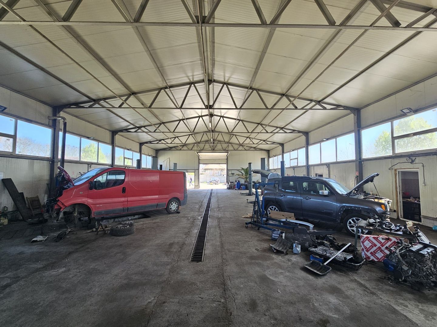 Hala industriala de inchiriat sau de vanzare in Techirghiol - Poză 3