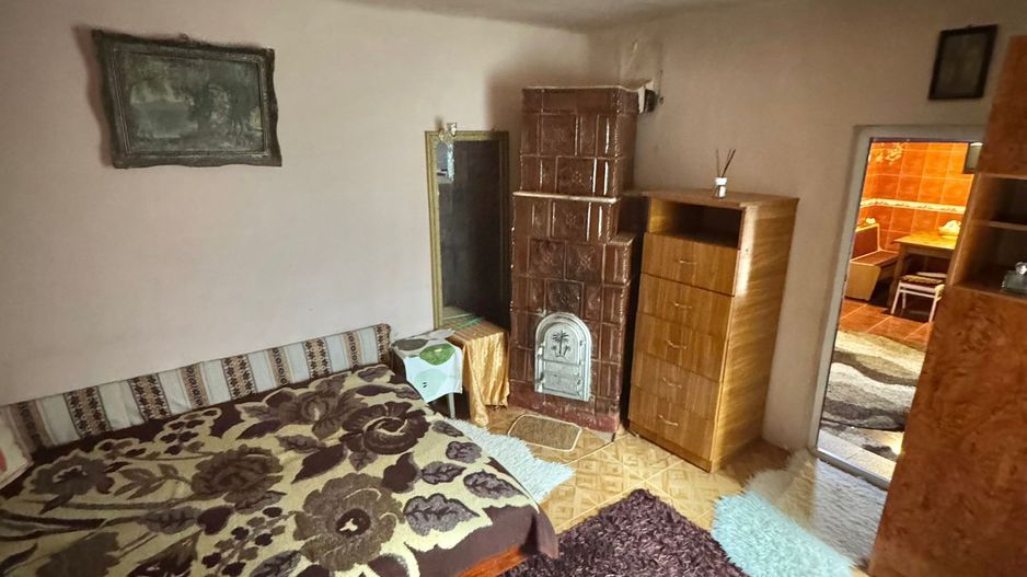 De vânzare casă cu 4 camere, garaj - Poză 13