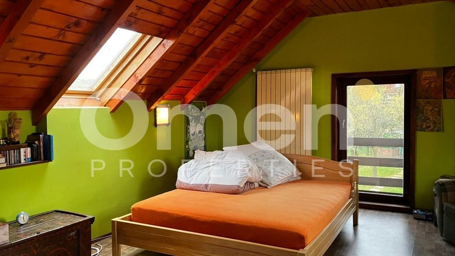 Vilă de închiriat – 260 mp utili, teren 1300 mp, 5 dormitoare, 3 băi, 3 balcoane - Poză 30