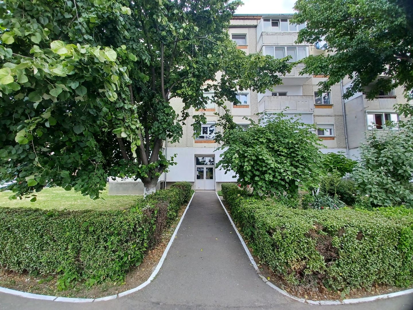 Apartament 3 camere,3 balcoane Dragos Voda. 87 500 E (neg). Comision 0 - Poză 6