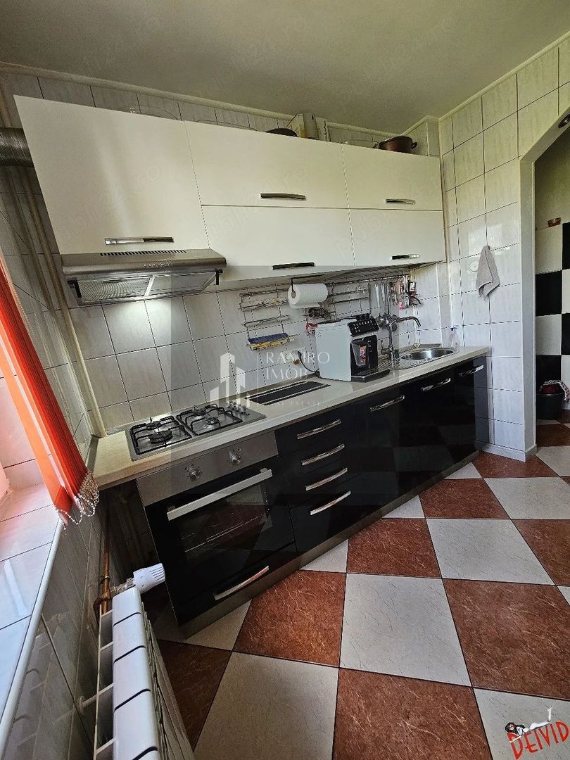 Vanzare apartament 3 camere |  Crangasi |  Prox Metrou |  Tramvai 41 - Poză 15