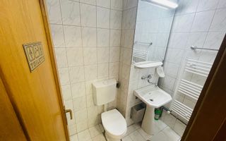 Apartament cu 3 camere de inchiriat-Central - Poză 6