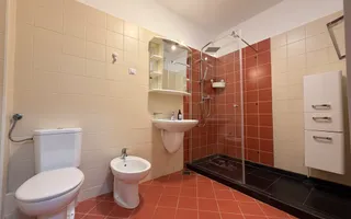 APARTAMENT DE 3 CAMERE LA INCHIRIERE IN COMPLEX CENTRAL PARK - Poză 13