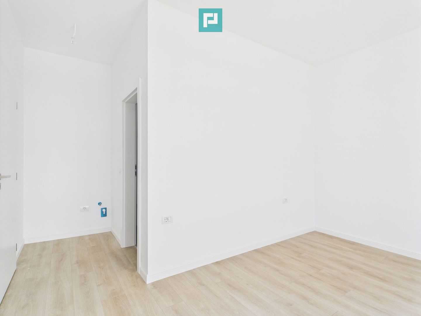 Apartament 3 camere , 2 băi , zona Freidorf - Poză 9