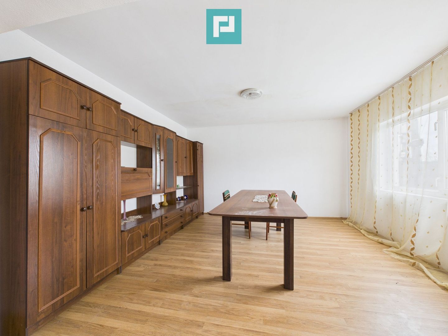 Casă modernă P+1, cu magazin, lângă orașul Sebiș - Poză 23