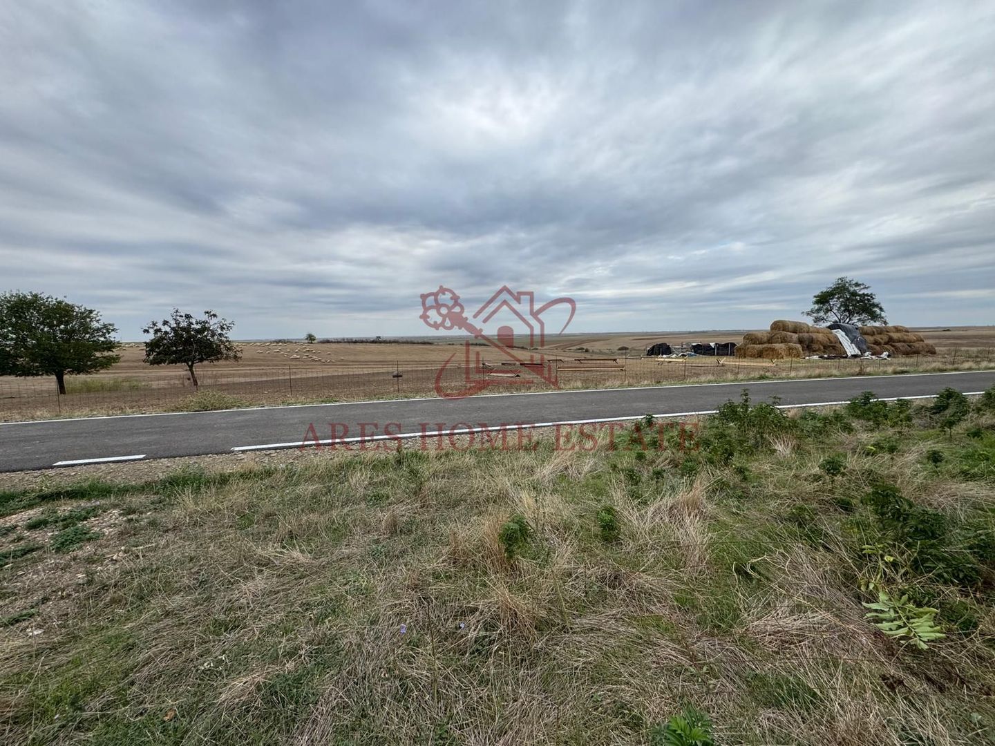 Teren 910 mp cu casa veche – Seceani - 30 km de Timișoara - Poză 6